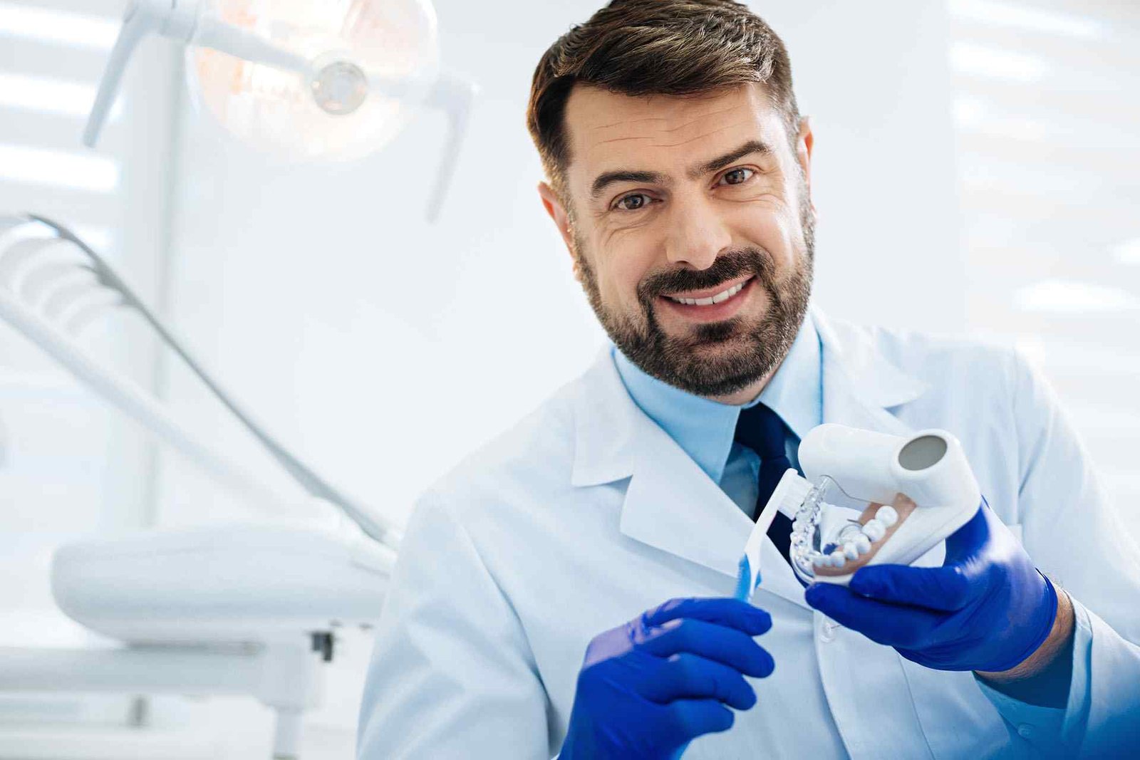 https://apexdental.net.in/wp-content/uploads/2020/01/portfolio_06.jpg